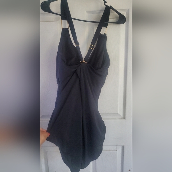 Spanx One Peice Black Swim Suit, Size 16 - Picture 7 of 10